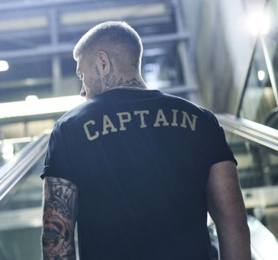 Captain T-shirt