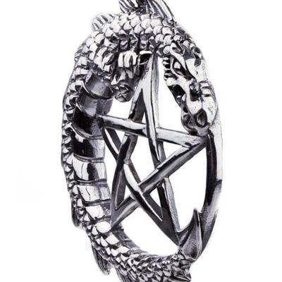 Pentacle med drage halskæde