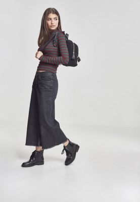 Long-sleeved sweater with a long skirt