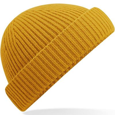 Short knitted beanie