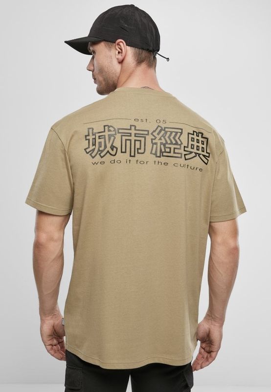 T-shirt med kinesiske symboler