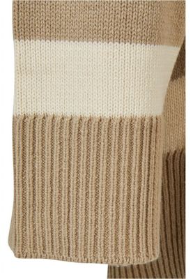 Woman Striped Knit Sweater With Round Neck