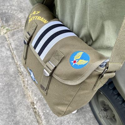 Canvas messenger bag - C47 Skytrain D-Day