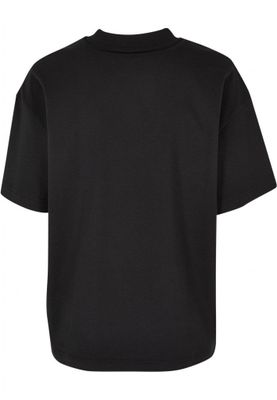Women: Oversized t-shirt with velvet application.