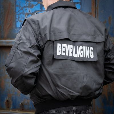 SECURITY jacket with liner and zip-off sleeves