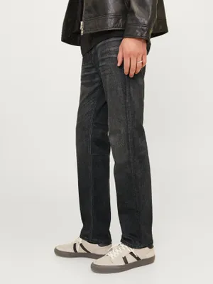 Svarta stentvättade jeans regular fit - CLARK