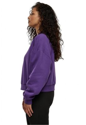 Short-sleeved V-neck sweater for ladies.