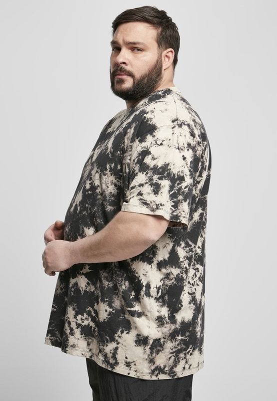 overdimensioneradblektt-shirt-2.jpg
