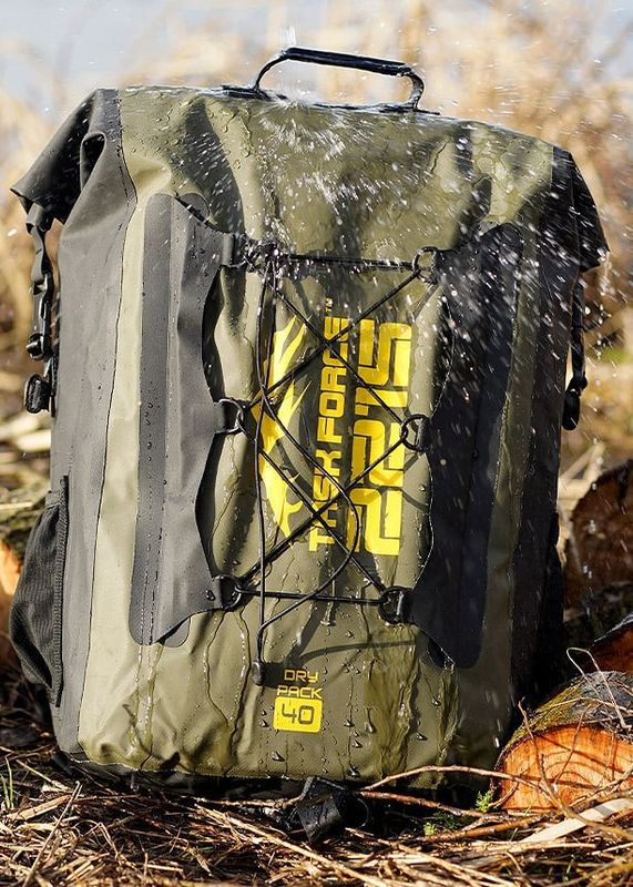 Drybag 40L backpack - Wolf river