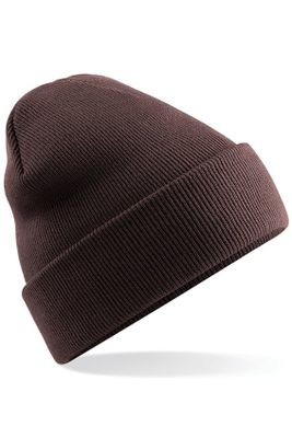Brown beanie in acrylic yarn