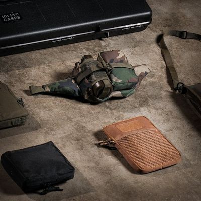 Waist bag with water bottle