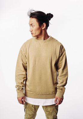 Oversized sweatshirt open edge