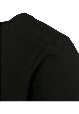 T-shirt with polyester pocket