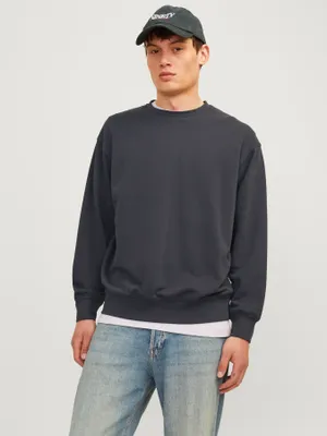 Loose fit sweatshirt