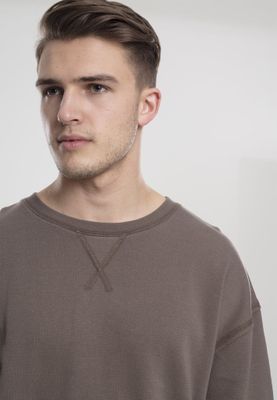 Oversized sweatshirt open edge