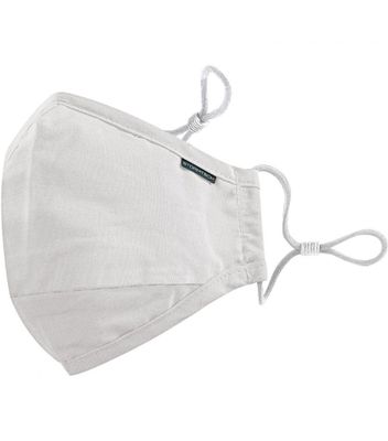 Face mask in fabric with carbon filter