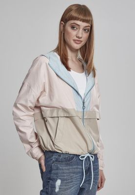 Oversize windbreaker lady