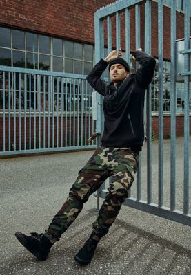 Military style sweatshirt sir