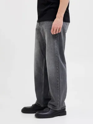 Baggy fit jeans i svart denim - ALEX