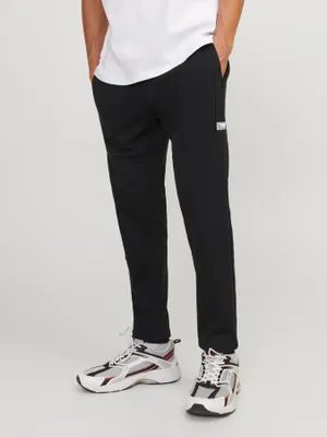 Svarta slim fit joggingbyxor J&J