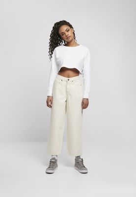 Wide jeans with a high waist lady