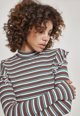Long-sleeved sweater with a long skirt