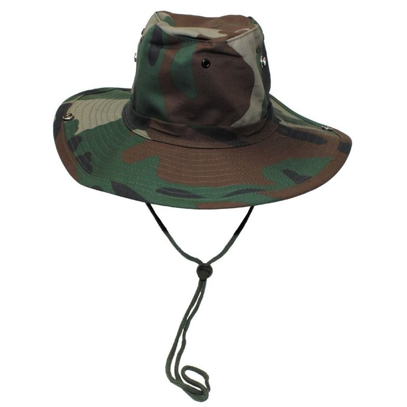 Bush hat woodland