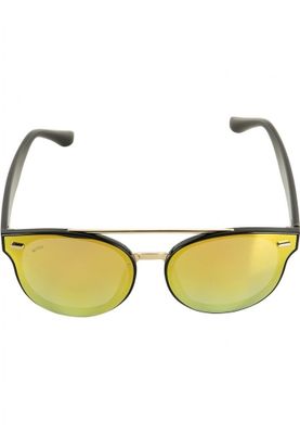 Sunglasses with large mirror glasses