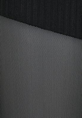 Black leggings in ribbed fabric