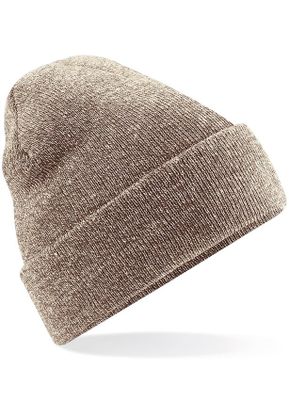 Brown beanie in acrylic yarn
