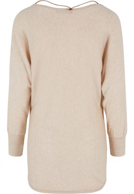 Women's long knitted sweater including necklace