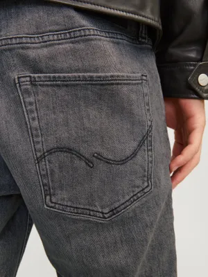 Svarta stentvättade regular fit jeans - CLARK