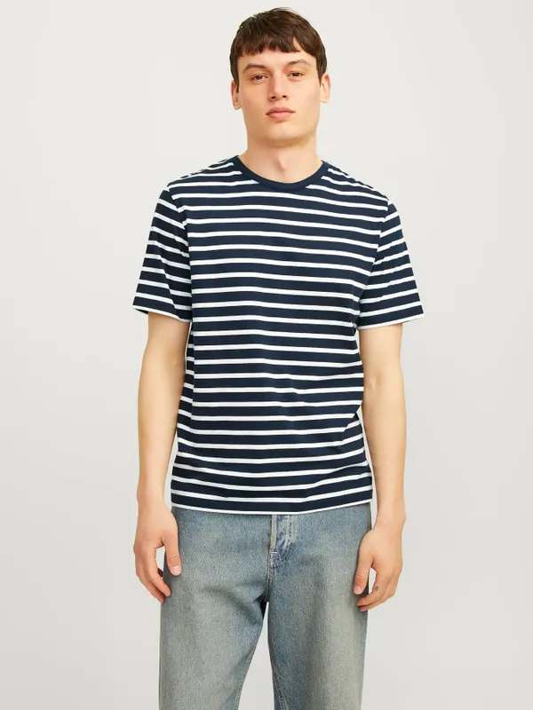 Basic T-shirt från J&J