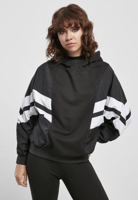 Hoodie with bat arms lady
