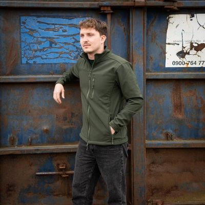 Green softshell jacket for men