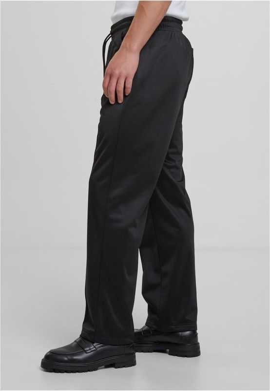 TB7688_Mw4-00007