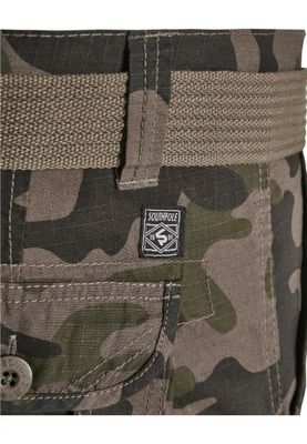 Cargo shorts with belt camouflage