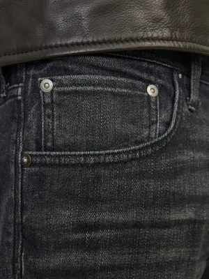 Svarta stentvättade jeans regular fit - CLARK