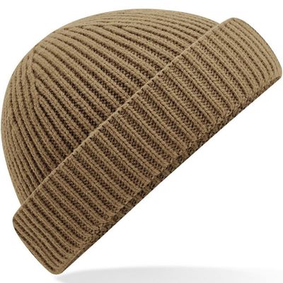 Short knitted beanie