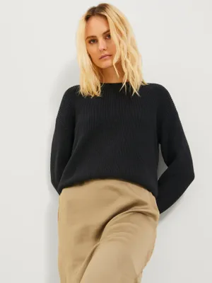 Rundhalsad stickad tröja loose fit