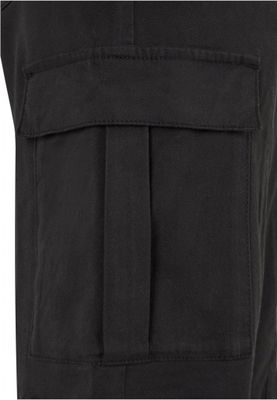 Practical women's cargo pants with extra pockets