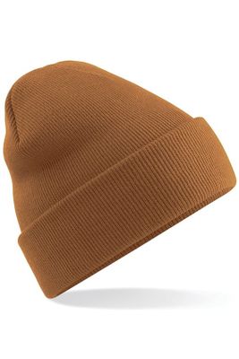 Brown beanie in acrylic yarn