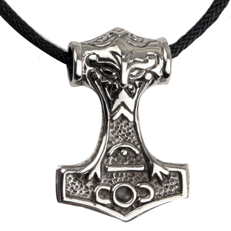 Torshammare necklace