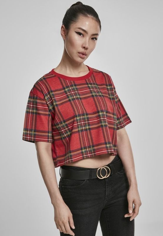 Red checkered short t-shirt lady