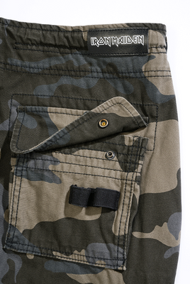 The Number of the Beast, logotyp röd Iron Maiden Number of the Beast Camouflage Byxor – Dark Camo