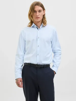 Slim fit skjorta med dobby-mönster