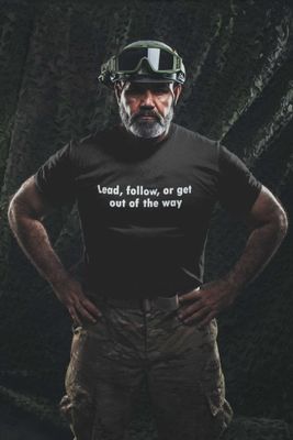 Lead follow T-shirt