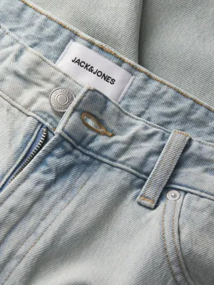 Långa ljusblå jeansshorts herr