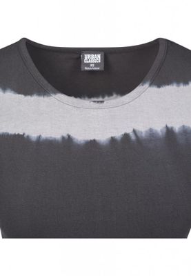 Women's batik pattern t-shirt