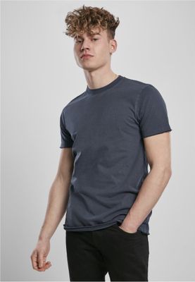 T-shirt with raw seams men